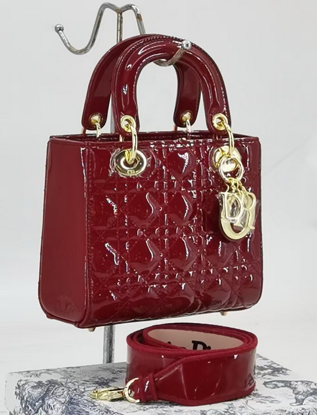 DlOR Handbags 010 - Click Image to Close